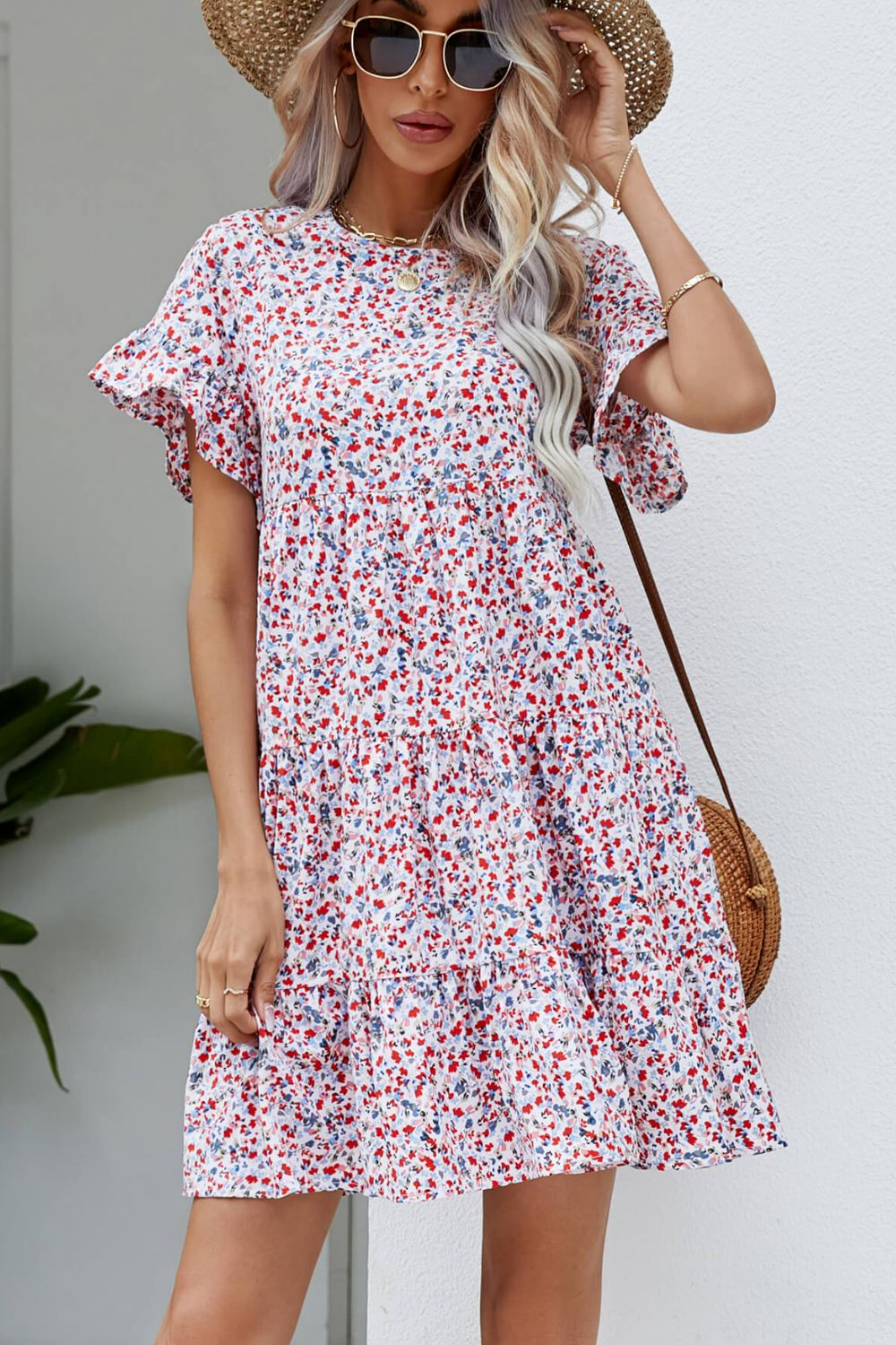 Vestido con volantes y mangas con estampado floral ditsy