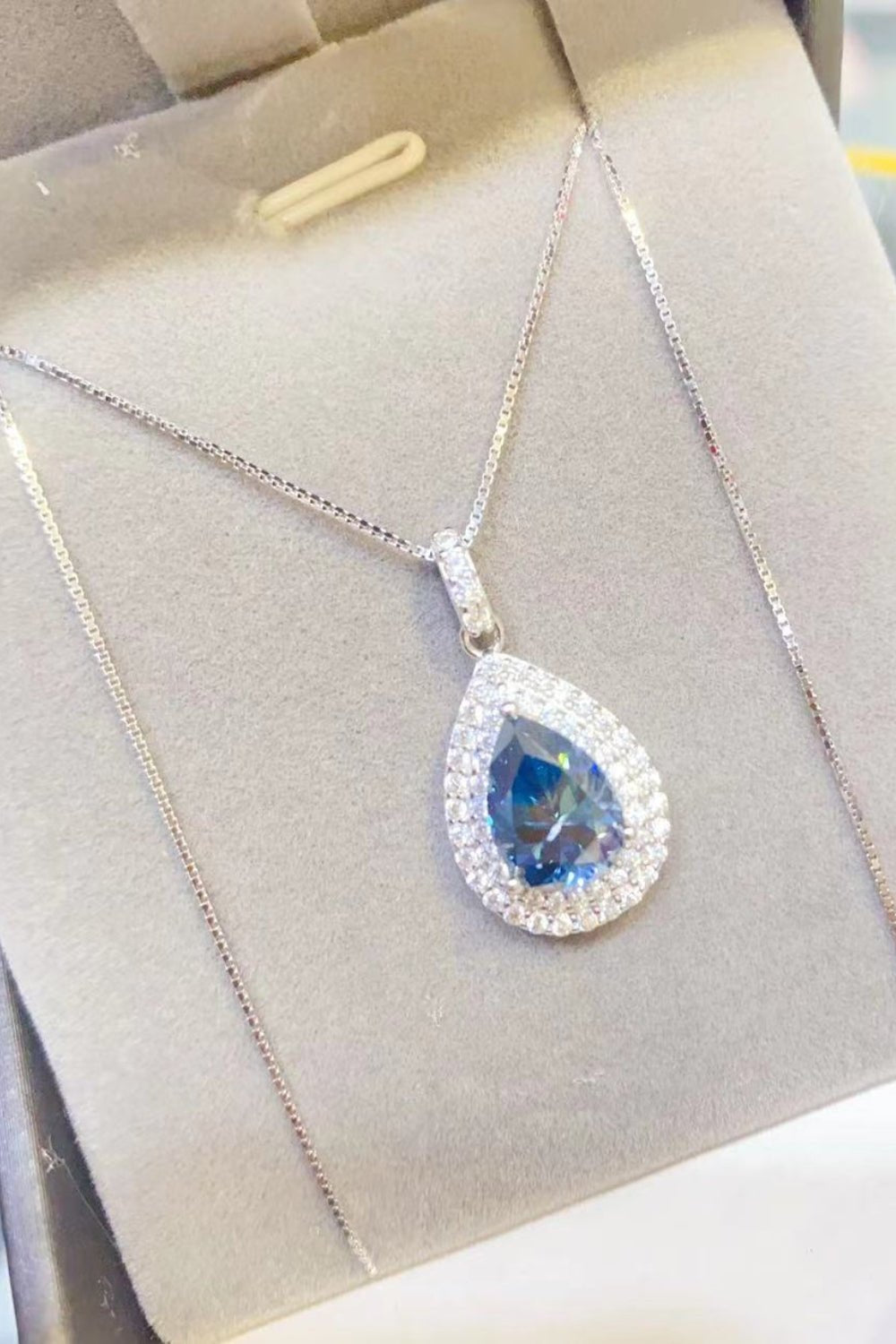 2 Carat Moissanite Teardrop Pendant Necklace - Runway Regalia