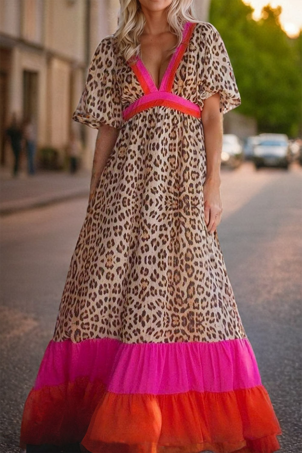 Vestido largo de media manga con escote en V y estampado de leopardo en talla grande