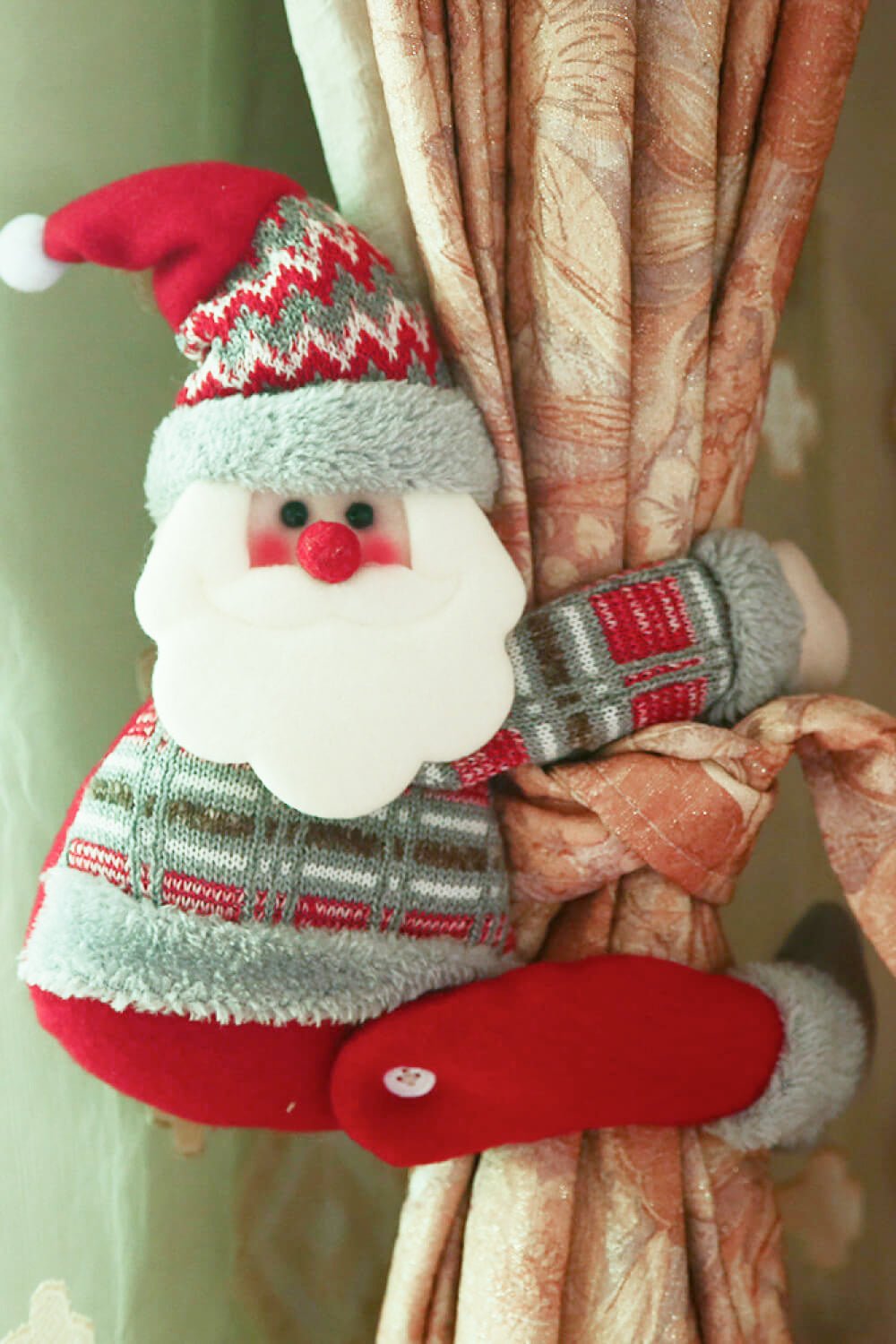 3 - Pack Christmas Santa Curtain Tieback - Runway Regalia