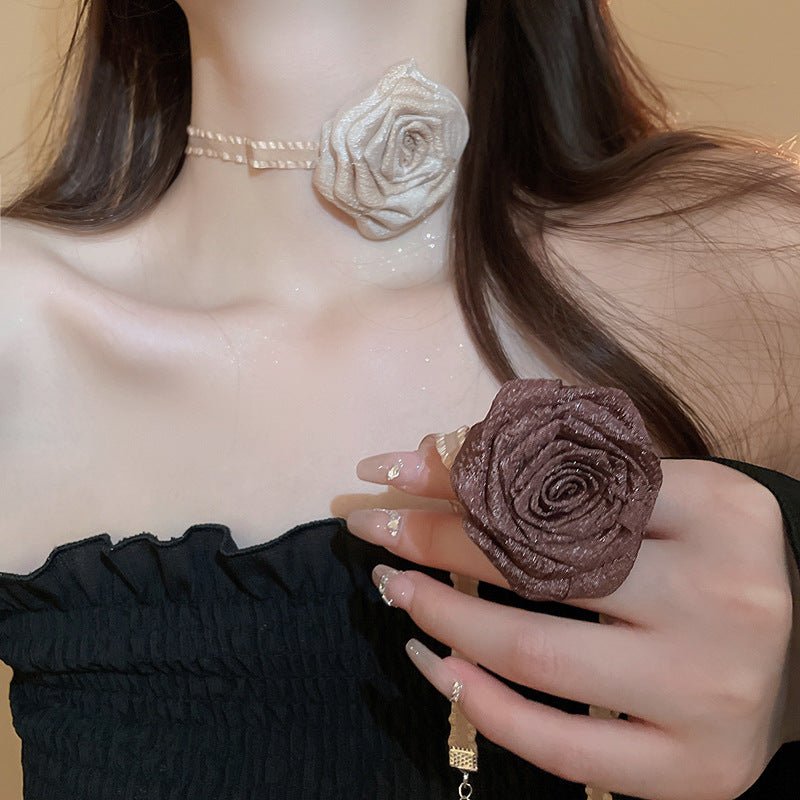 3D Rose Alloy Buckle Necklace - Runway Regalia