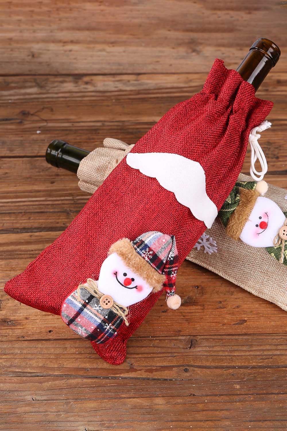 4 - Pack Christmas Gnome Bottle Cover - Runway Regalia