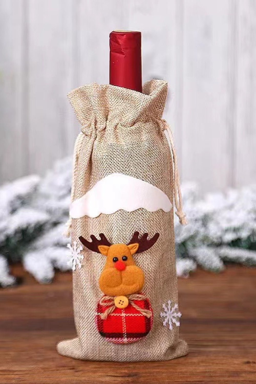 4 - Pack Christmas Gnome Bottle Cover - Runway Regalia