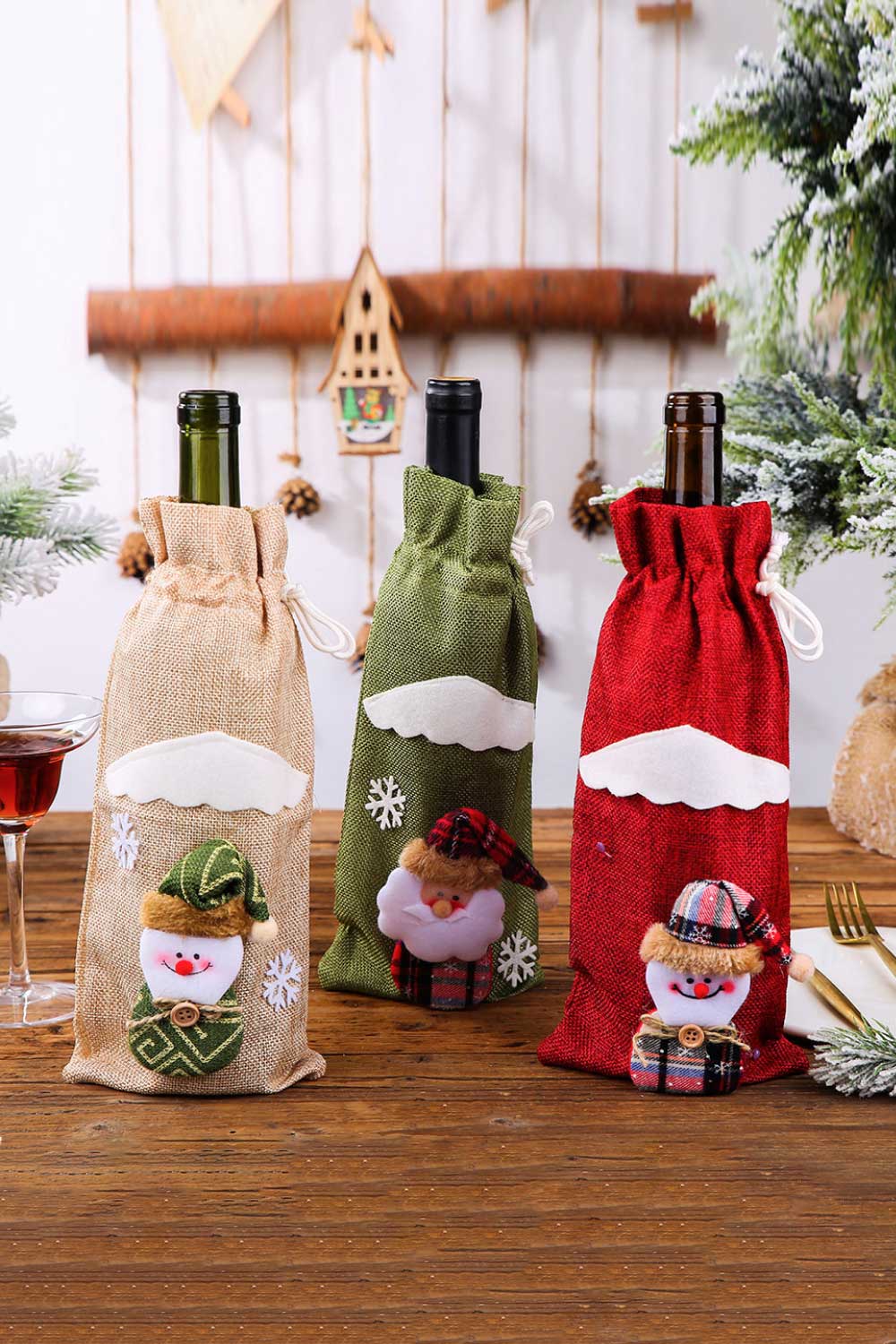 4 - Pack Christmas Gnome Bottle Cover - Runway Regalia