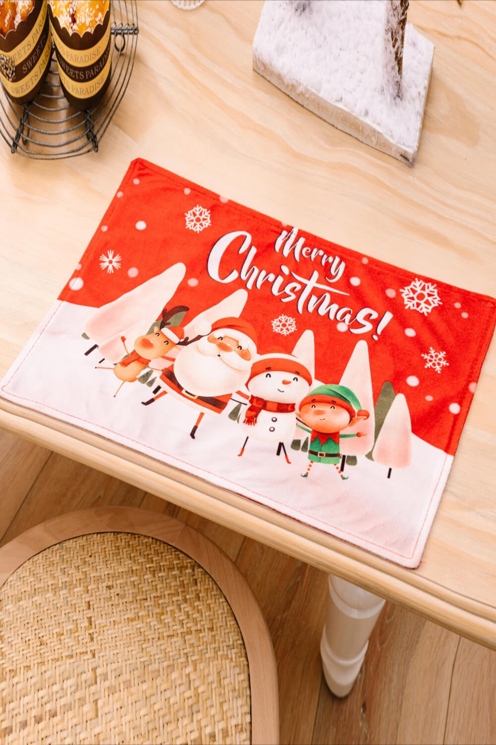 4 - Pack Christmas Placemats - Runway Regalia