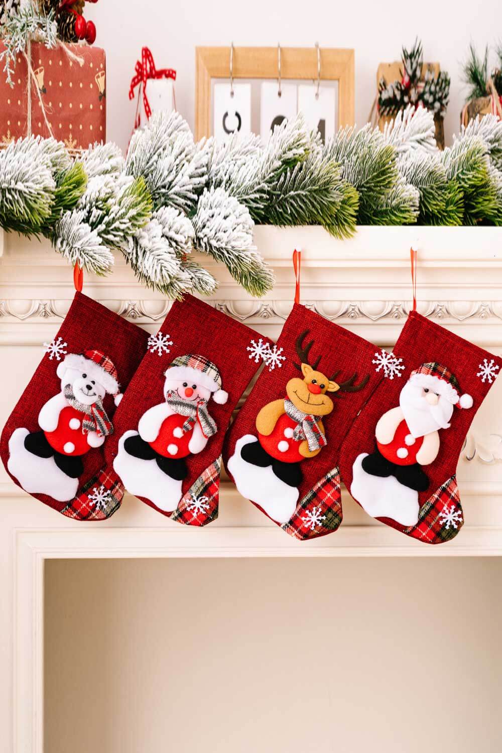 4 - Pack Snowflake Christmas Stocking Hanging Widgets - Runway Regalia