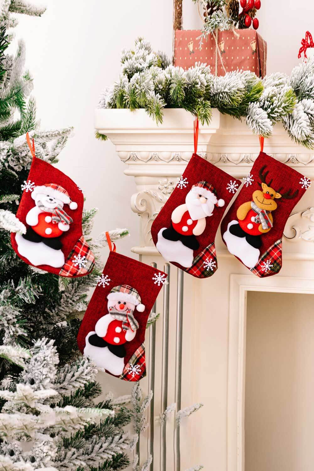 4 - Pack Snowflake Christmas Stocking Hanging Widgets - Runway Regalia