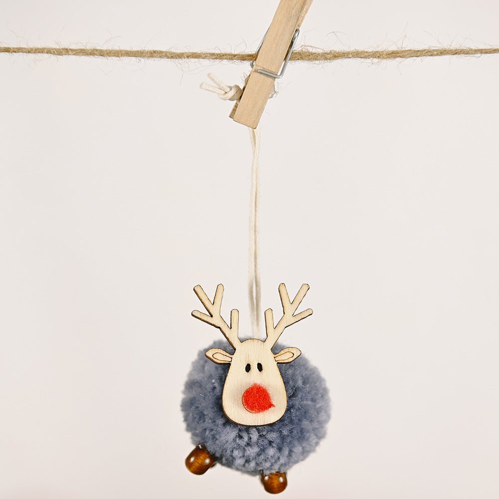 4 - Piece Reindeer Hanging Widgets - Runway Regalia