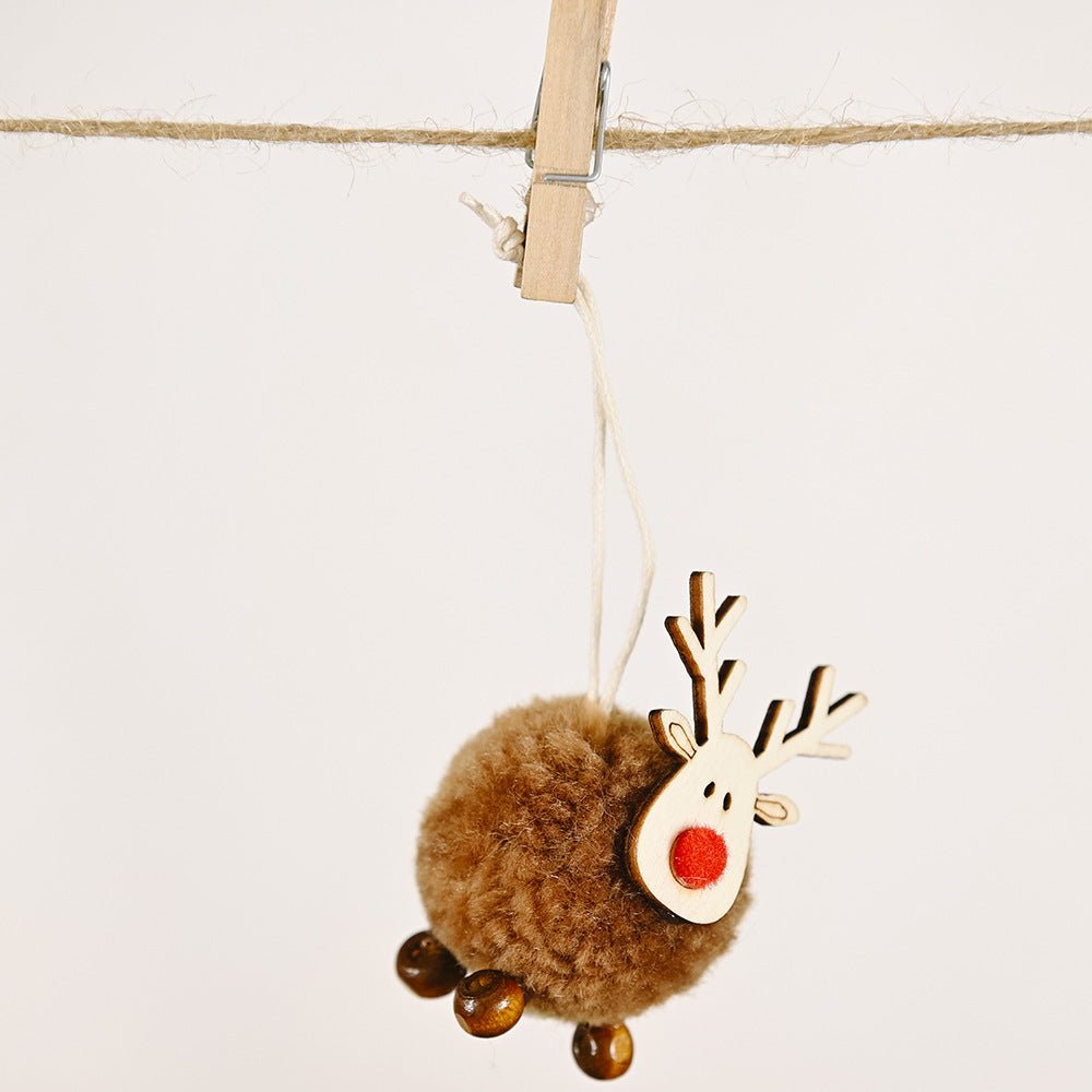 4 - Piece Reindeer Hanging Widgets - Runway Regalia