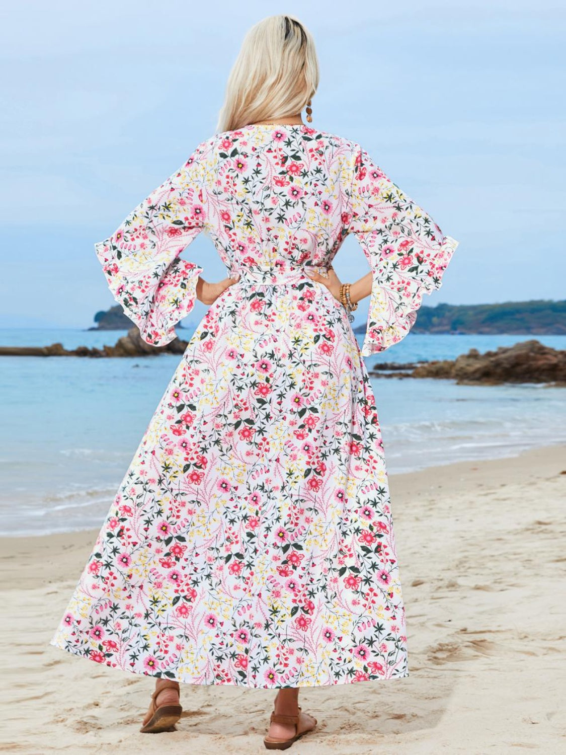 Vestido midi de manga tres cuartos con estampado anudado