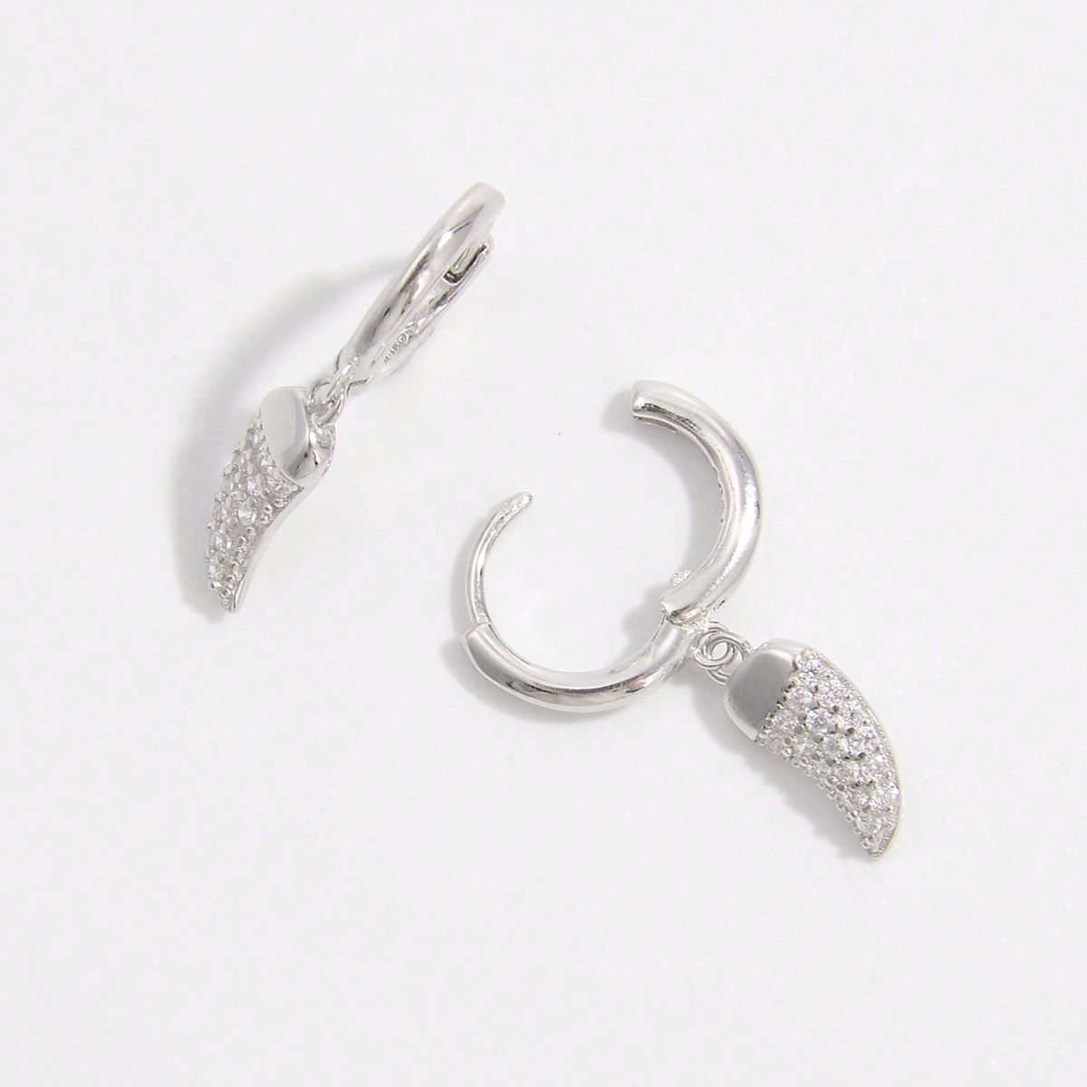 925 Sterling Silver Zircon Chili Shape Earrings - Runway Regalia