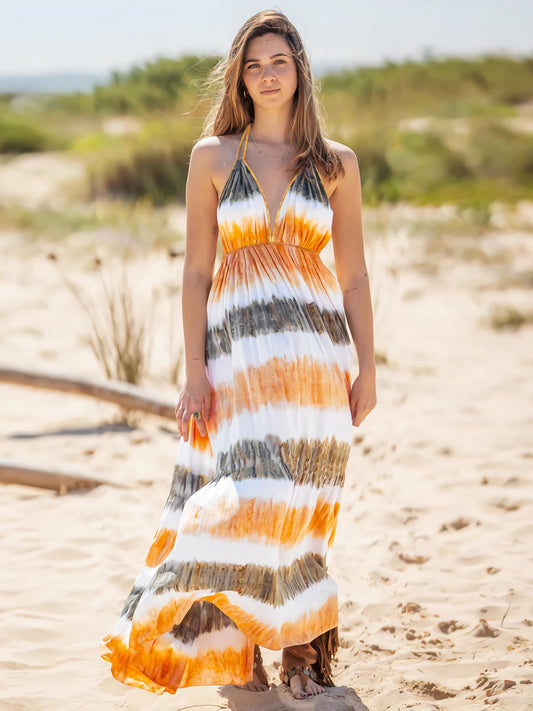 Vestido con cuello halter y efecto tie-dye