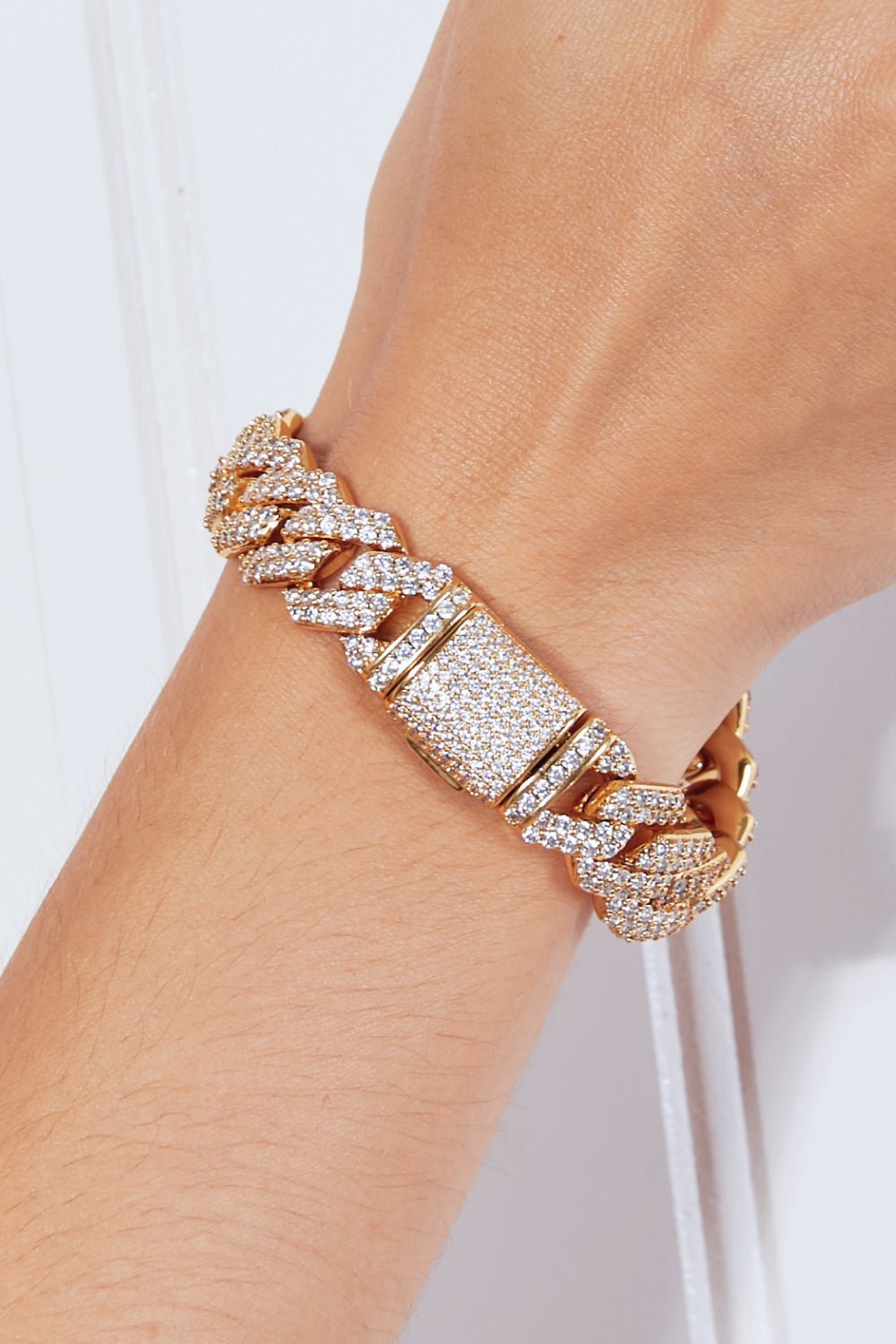 Alloy Inlaid Zircon Bracelet - Runway Regalia