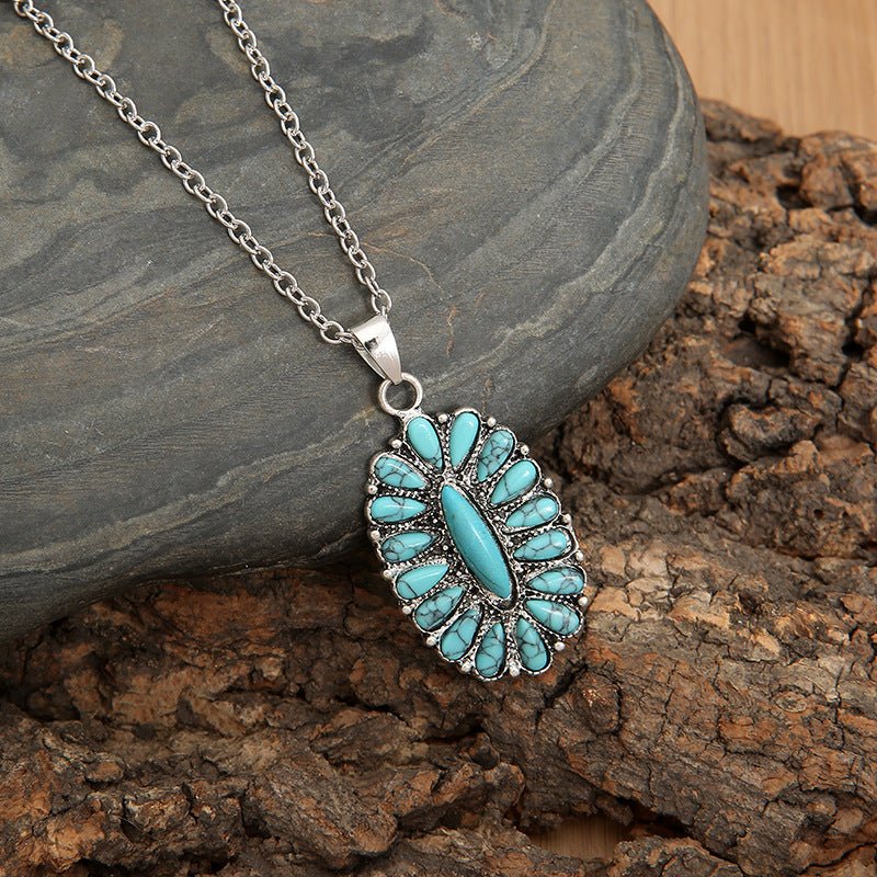 Artificial Turquoise Pendant Alloy Necklace - Runway Regalia