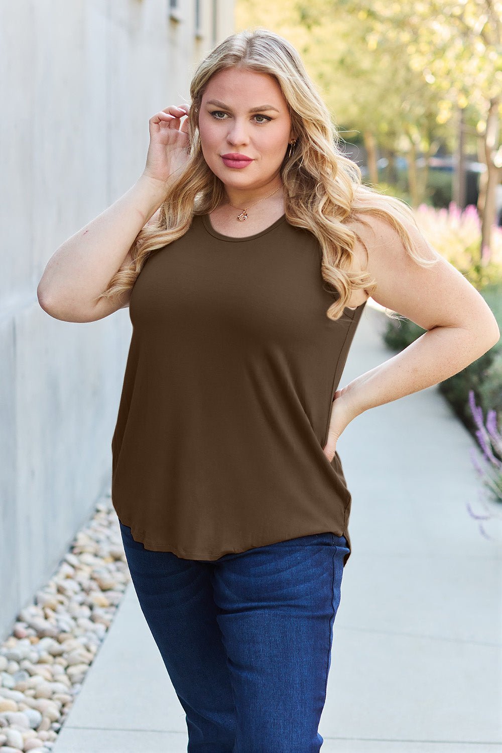 Basic Bae Full Size Round Neck Curved Hem Tank - Runway Regalia