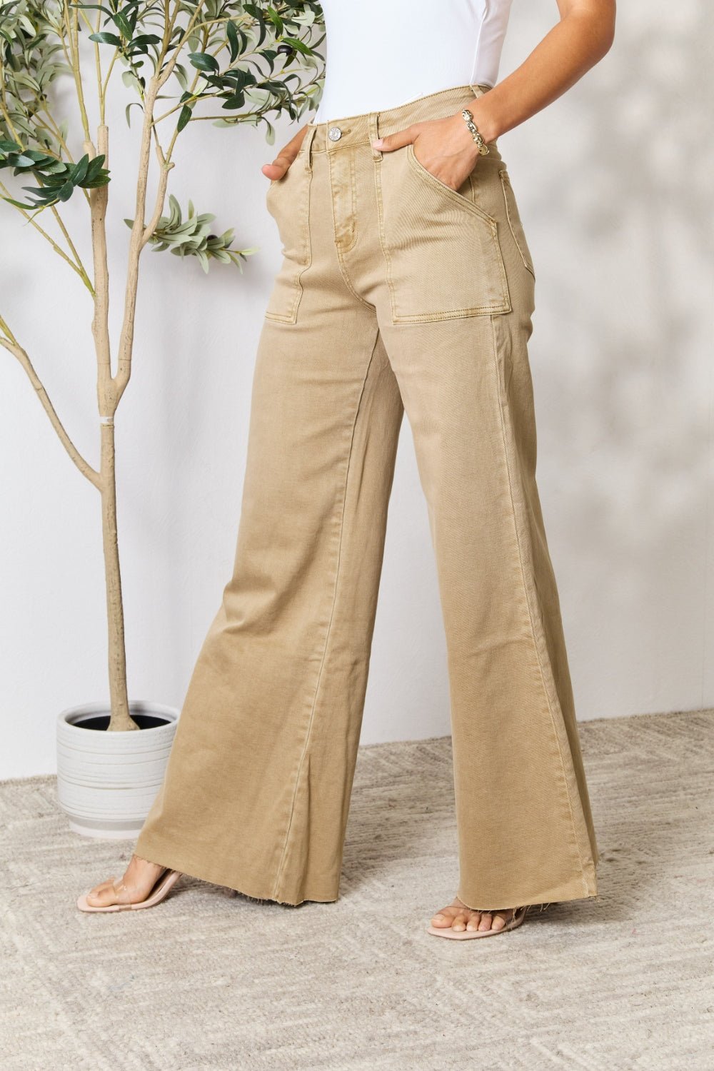 BAYEAS Raw Hem Wide Leg Jeans - Runway Regalia