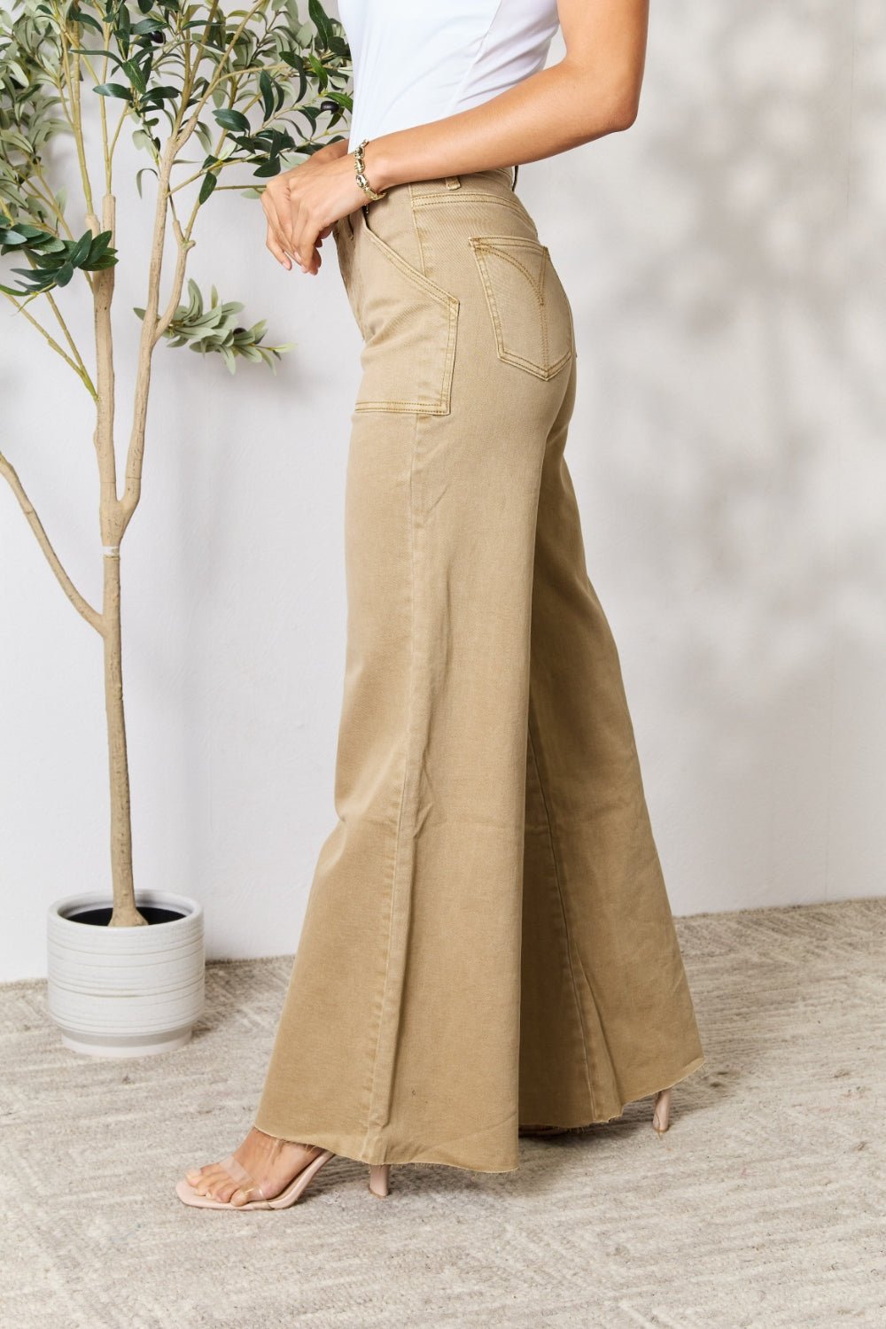 BAYEAS Raw Hem Wide Leg Jeans - Runway Regalia