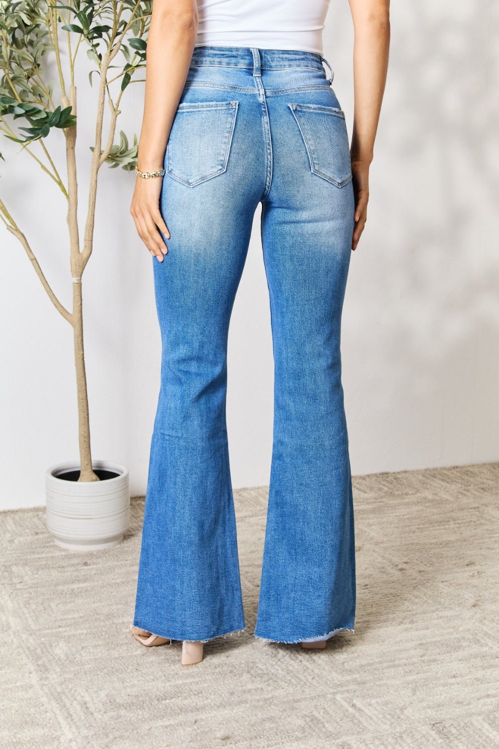 BAYEAS Slit Flare Jeans - Runway Regalia