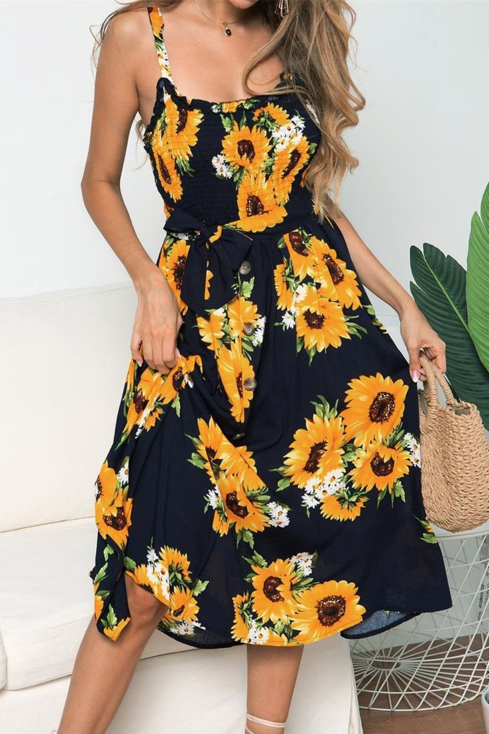 Vestido camisola sin mangas con estampado de girasoles fruncidos