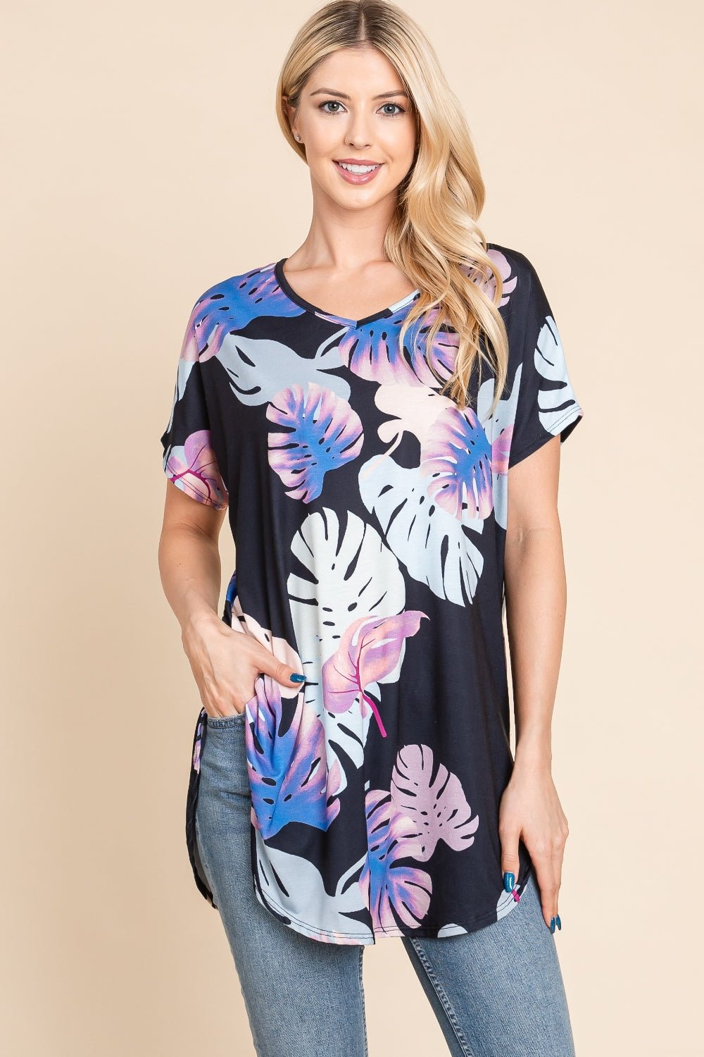 BOMBOM Printed Round Neck Short Sleeve T-Shirt - Runway Regalia