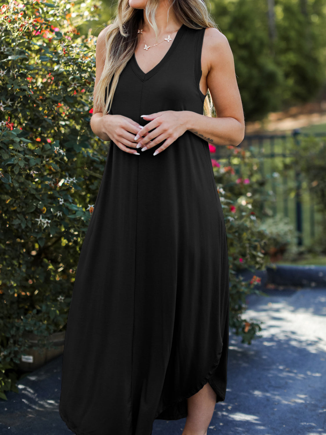 Vestido midi de tirantes con escote en V y talla grande