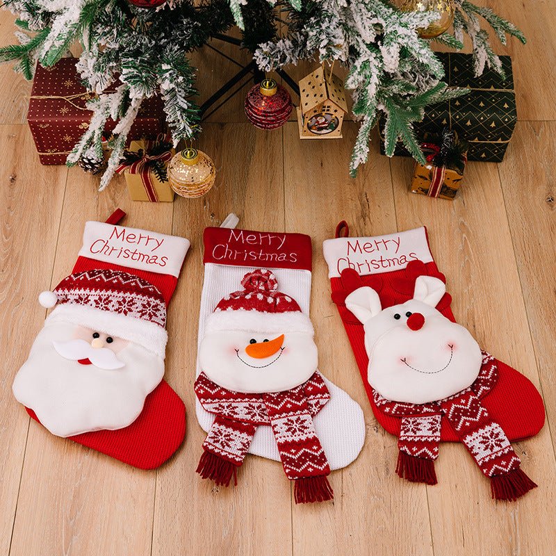 Christmas Stocking Hanging Widget - Runway Regalia