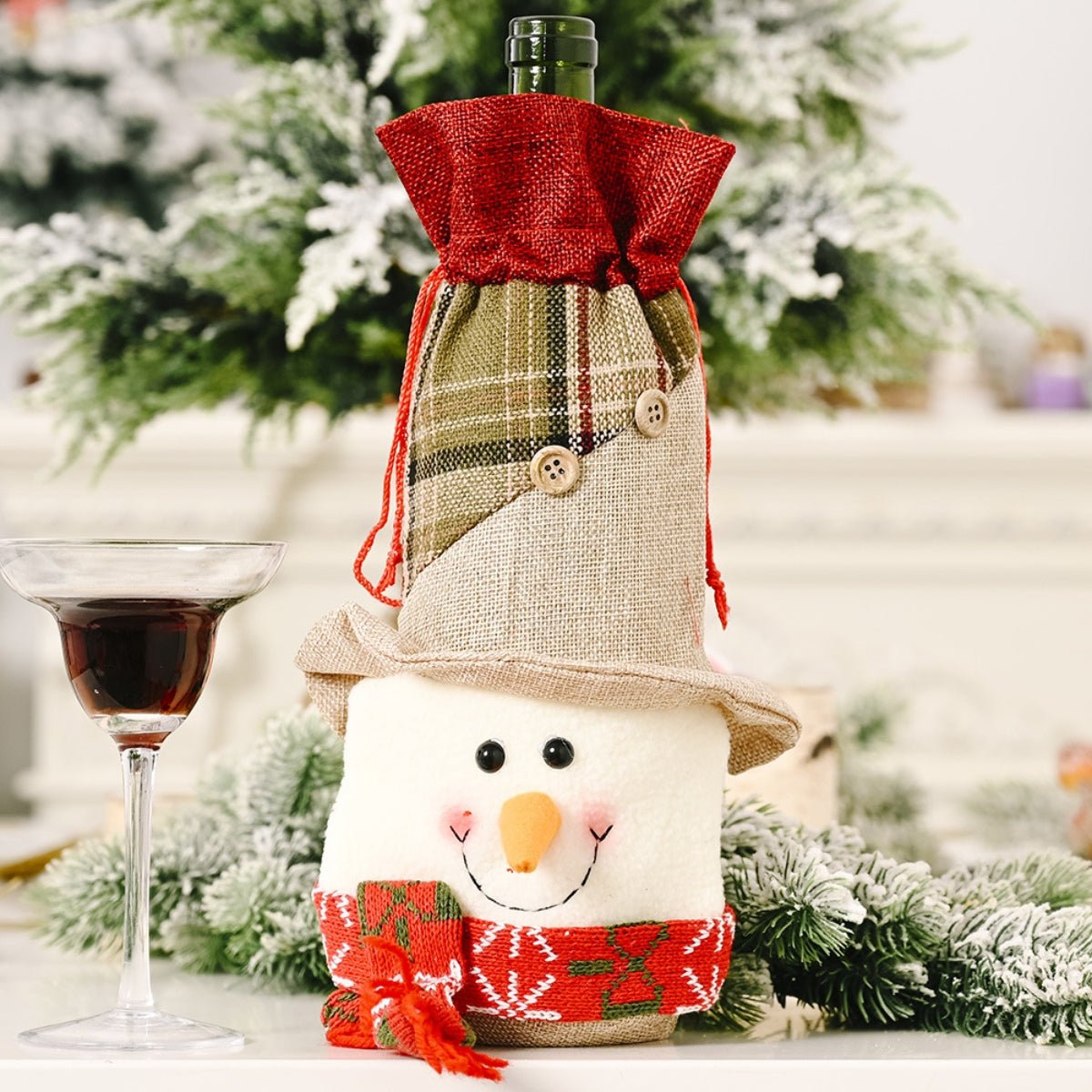 Christmas Wine Bottle Cover - Runway Regalia