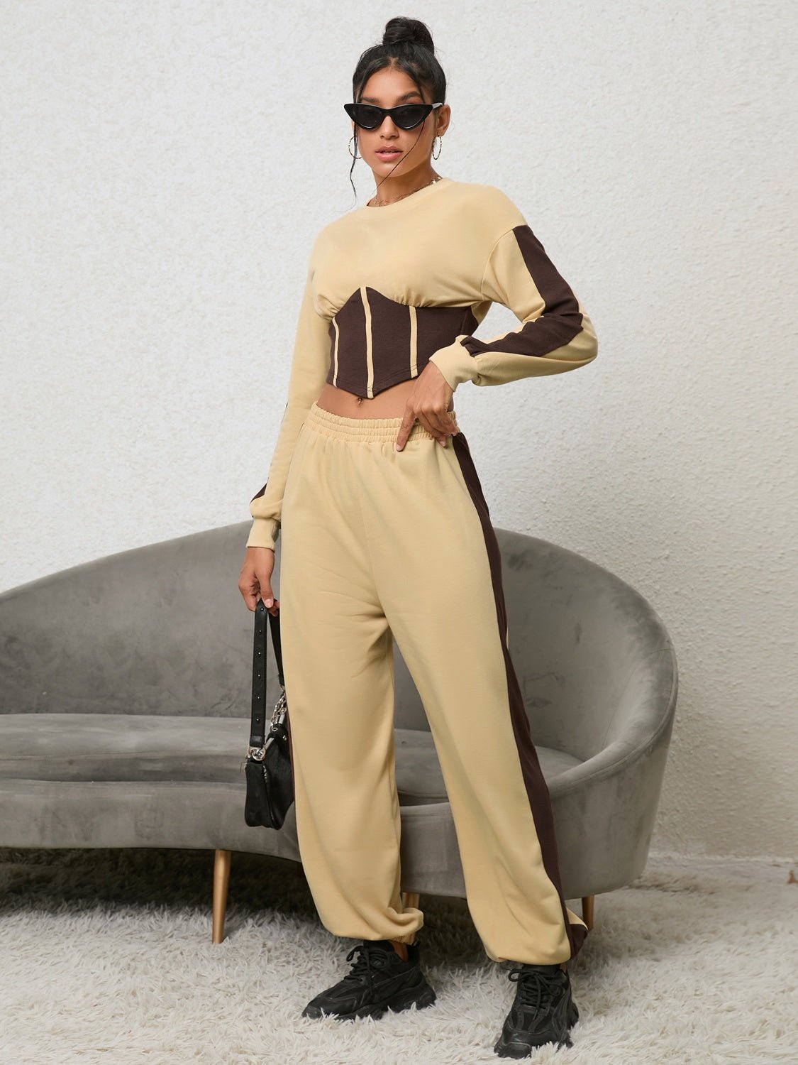 Contrast Sweatshirt and Sweatpants Set - Runway Regalia