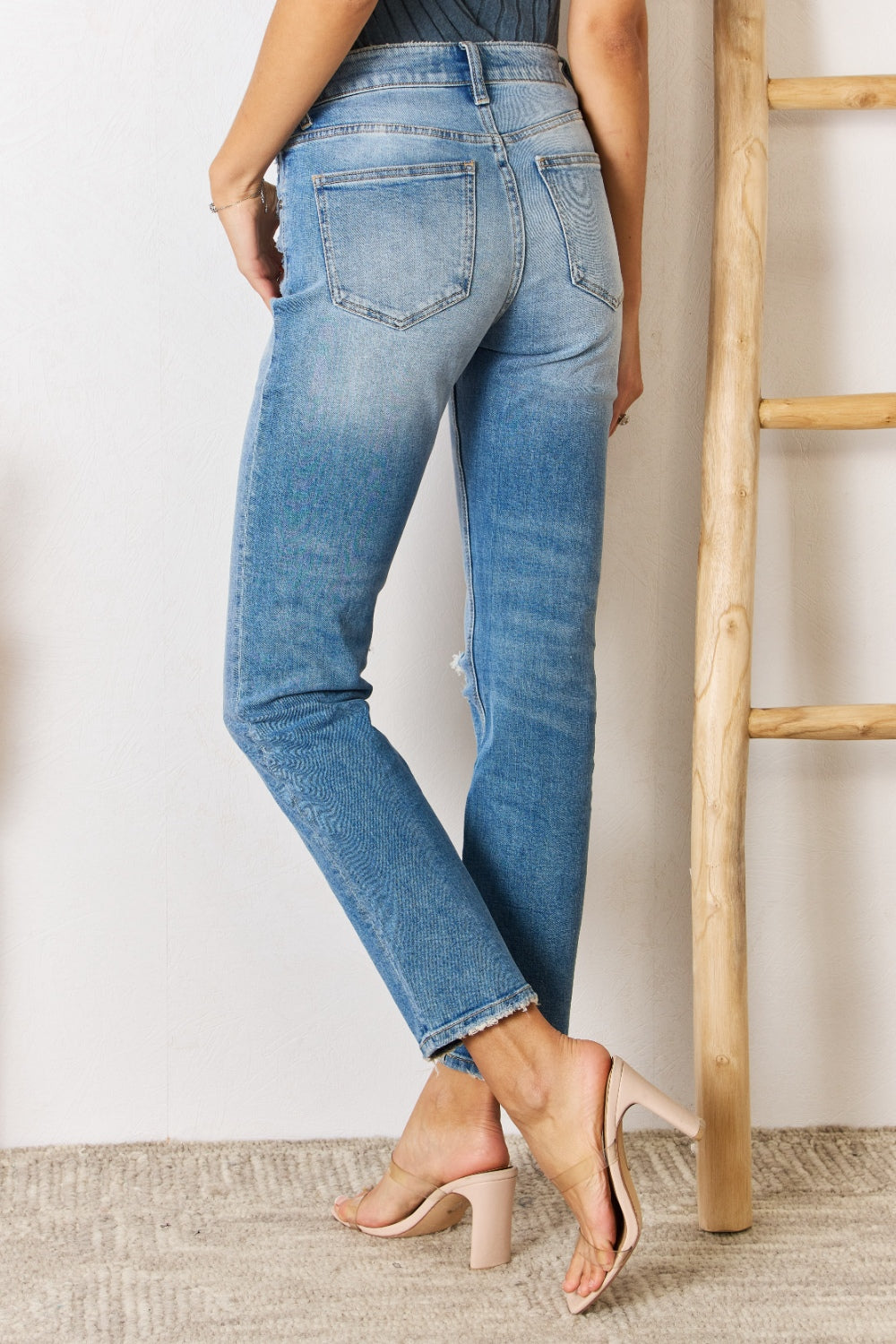 Kancan High Rise Distressed Slim Straight Jeans